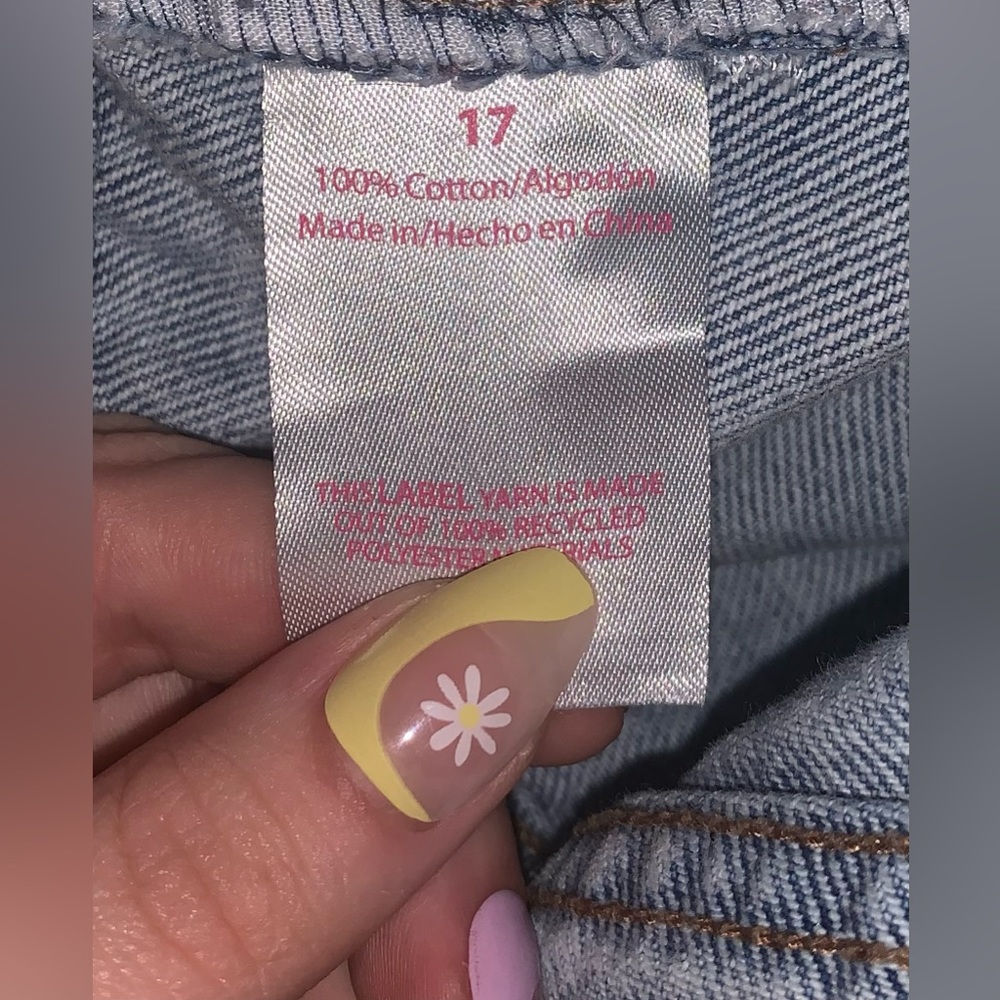 High Rise 4 button Jeans - Picture 4 of 4